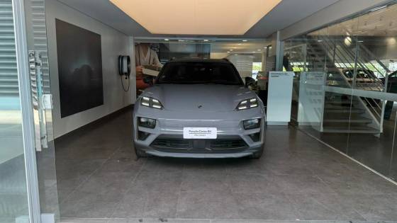 PORSCHE MACAN TURBO ELÉTRICO